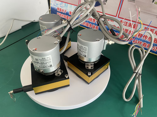 ����λ�Ƃ�����ͨ��늕r(sh��)��(hu��)�a(ch��n)��˲�g�ķ���߉�